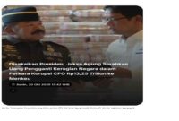 Gambar Penampakan Penyerahan uang dalam perkara CPO oleh Jaksa Agung kepada Menkeu RI. Gambar kejaksaan Agung go id.