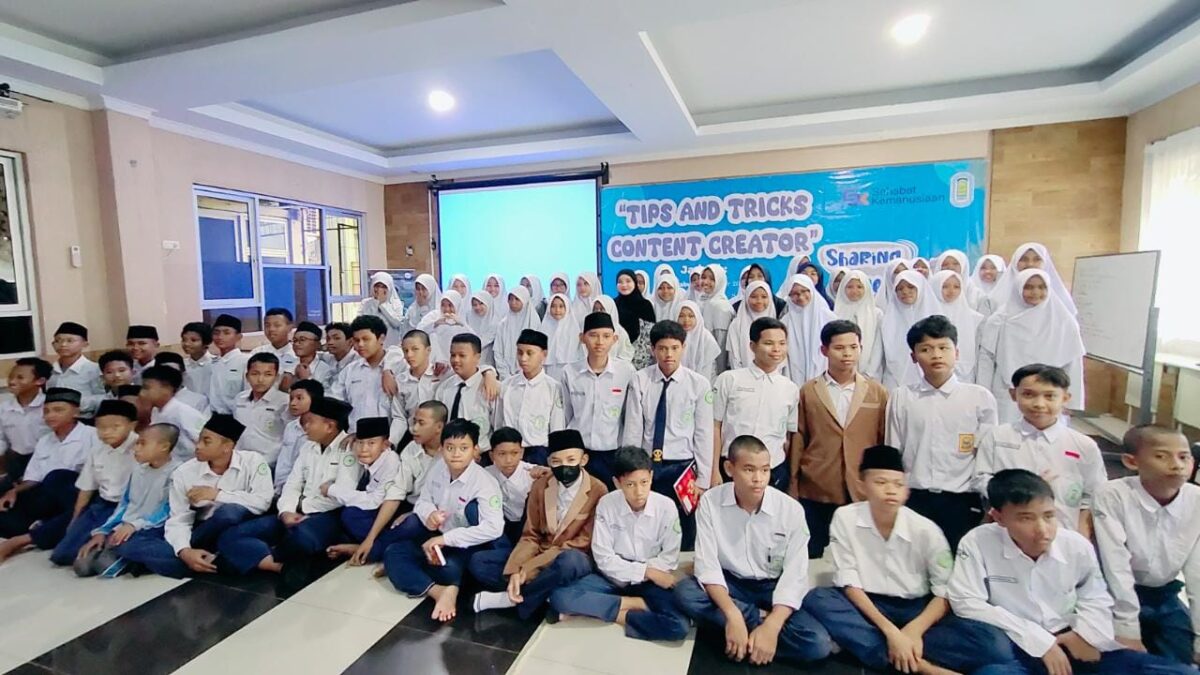 FOTO: Ilustrasi semangat belajar santri-santri pondok pesantren (Dok. Pribadi Imanuddin/SUARA UTAMA)