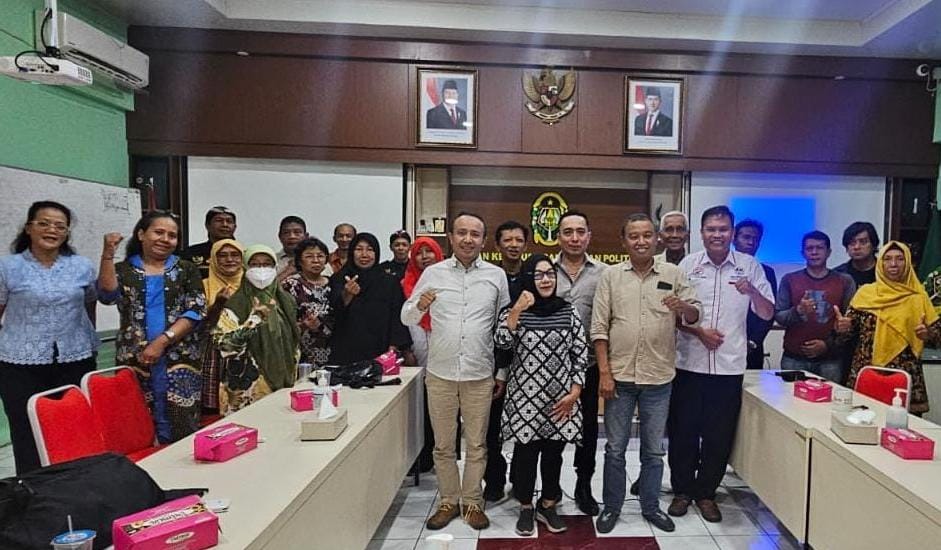 FOTO: Pelatihan Jurnalistik IWO Indonesia Sukses Digelar di Yogyakarta bersama puluhan relawan (Andre Hariyanto/SUARA UTAMA)