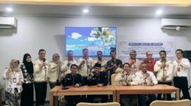 FOTO: Momen kenangan Silaturahmi Nasional Lembaga AR Learning Center, Yayasan Pusat Pembelajaran Nusantara, dan Redaksi Suara Utama yang diinisiasi oleh Pimpinan Umum, Andre Hariyanto, beberapa tahun lalu di Asrama Haji, Jakarta (Andre Hariyanto/SUARA UTAMA)