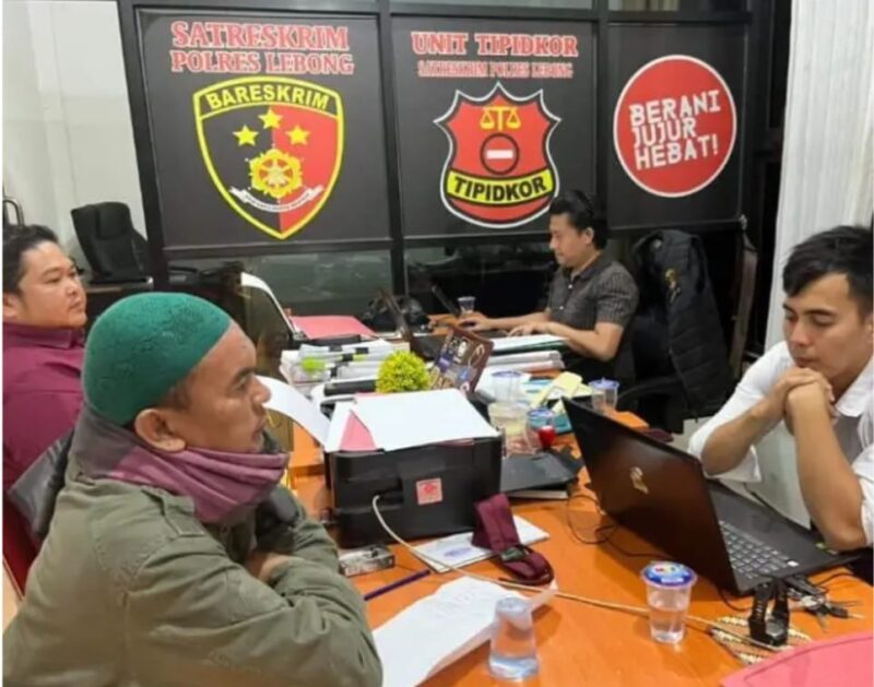 FOTO: Mangkir dari Panggilan, Pjs Kades Bungin Dijemput Paksa dan Ditahan di Mapolres Lebong (Munawar Khalik/SUARA UTAMA)