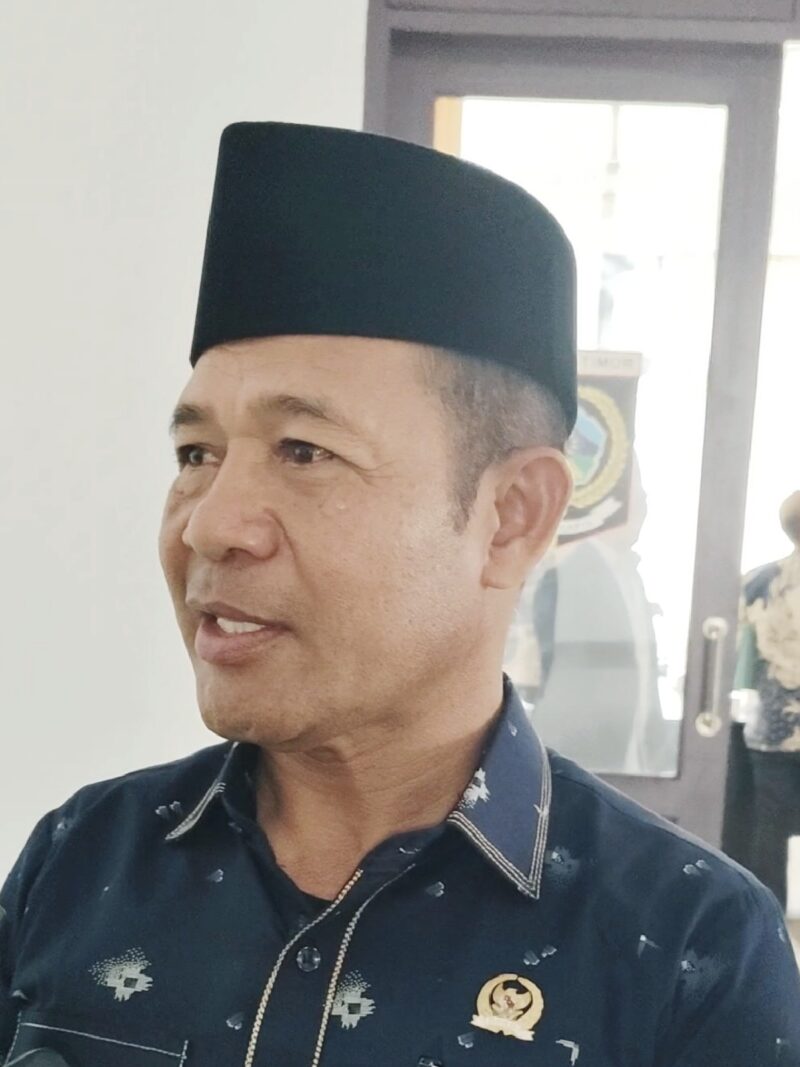 Foto: Ketua Bapem Perda DPRD Lotim Mustayib.SH. 