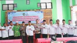 Foto Bersama Usai Kegiatan Event Implementasi Berbasis Lokasi Kampung Moderasi Beragama di Hotel Jati Asih Soe (Muhazir Syukur/SUARA UTAMA)