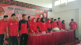 Pelantikan pengurus DPC PDI Perjuangan Lamongan Periode 2025-2030 (Suroso/SUARA UTAMA)