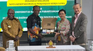 Pemkab Dogiyai dan Unpar Bandung Teken Nota Kesepahaman Kerja Sama Pendidikan