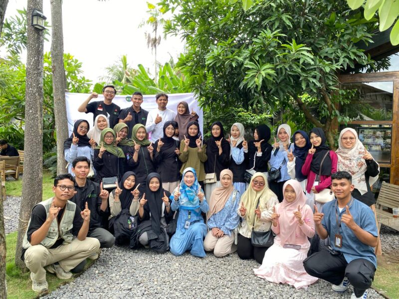 Dompet Dhuafa Lampung adakan Humanitalk di Rujak Petir ajak peserta untuk peduli dengan bencana di Sumatera (Ajeng Dini Utami/SUARA UTAMA)