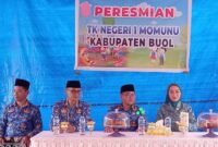 FOTO: Bupati Buol Resmikan TK Negeri 1 Momunu Di Desa Lamadong l Kecamatan Momunu (Irwansyah/SUARA UTAMA)