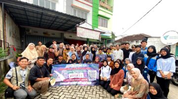 Roadshow Kemanusiaan Peduli Sumatera 2025 yang dilaksanakan oleh Dompet Dhuafa Lampung dan Fathur (Ajeng Dini Utami/SUARA UTAMA)