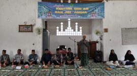 Momen pembagian rapor semester ganjil di Ponpes Al-Firdaus Matas yang dirangkaikan dengan Khotmil Qur’an, apresiasi santri berprestasi, serta launching Mars Pesantren, Sabtu (20/12/2025)