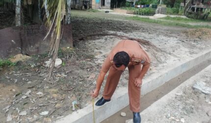 IMG 20260121 WA0032 Proyek Kelurahan di Tabir Amburadul, Monev Bongkar Pekerjaan Asal Jadi Sejumlah Pemborong Suara Utama ID Mengabarkan Kebenaran | Website Resmi Suara Utama