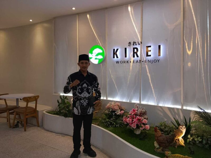 Muhammad Mas Davit Herman Rudiyansah merupakan mahasiswa (FHISIP Universitas Terbuka) yang menyoroti peran PTNBH dalam penguatan LBH UT untuk akses keadilan