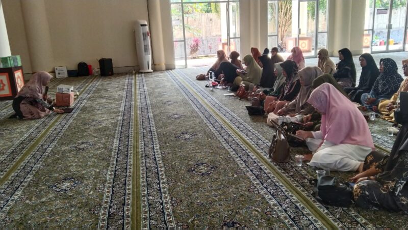 Suasana di Masjid Agung Nurul Faidzin Saat Kajian Edukasi dan Inspirasi Keislaman