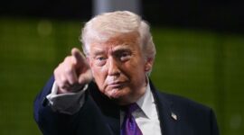 Presiden Amerika Serikat Donald Trump saat menghadiri acara di Verst Logistics di Kota Hebron, Negara Bagian Ketucky, 11 Maret 2026.(AFP/JIM WATSON)