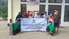 FOTO: Launching Program Masjid Musala Berseri di Musala At Tahiriyah Boentuka, NTT (SUARA UTAMA/Muhazir Syukur)