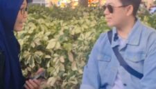 FOTO: Esti Rahaya, Jurnalis Media Suara Utama Internasional, saat melakukan wawancara dengan Arya Panda di Hong Kong. (Dok. Pribadi/SUARA UTAMA)