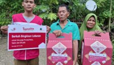 FOTO: Cinta Wakaf Berbagi jelang Lebaran untuk Para Lansia di NTT (SUARA UTAMA/Muhazir Syukur)
