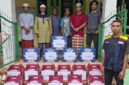 FOTO: Saat bersama penyerahan Happiness Gift dari Sharing Happiness untuk Imam Guru Ngaji dan Marbot Masjid (Muhazir Syukur/SUARA UTAMA)