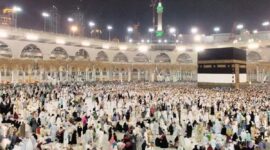 FOTO: Jemaah saat tawaf mengelilingi Ka'bah di Masjidil Haram, Mekkah, Arab Saudi. (Dok. Kemenag/SUARA UTAMA)