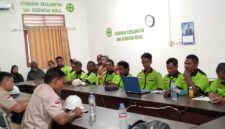 Foto Manajemen dan serikat buruh SBSI 1992