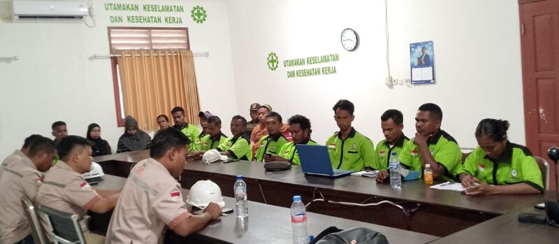 Foto Manajemen dan serikat buruh SBSI 1992