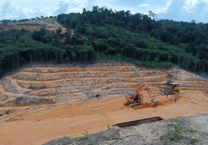 Foto proses pembangunan TPA pegat bukur. 