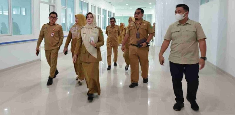 Foto Bupati Berau dan jajarannya sidak di RSUD Tanjung Redep