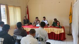 Foto rapat mengenai dana CSR Pembangunan mesjid.