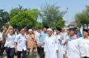 FOTO: Aliansi Masyarakat Karawang Jawa Barat Menuntut Ketegasan Pemkab Menutup Theater Night Mart (Imanuddin Kamil/SUARA UTAMA)