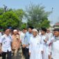 FOTO: Aliansi Masyarakat Karawang Jawa Barat Menuntut Ketegasan Pemkab Menutup Theater Night Mart (Imanuddin Kamil/SUARA UTAMA)
