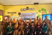 FOTO: Dosen PBA UNJ Tingkatkan Kompetensi Guru Desa Muktiwari melalui Pembelajaran Digital Berbasis StudyStack (Siti Masyitoh/SUARA UTAMA)