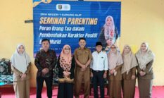 Bangun Generasi Berkarakter, SMA Negeri 1 Gunung Alip Hadirkan Seminar Parenting untuk Orang Tua