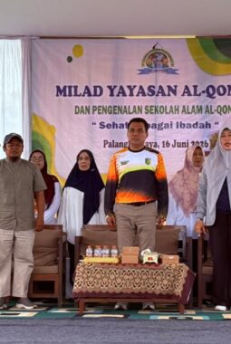 Wakil Walikota Palangkaraya Dukung Penuh Sekolah Alam Alqonita: Milad ke-21 Ditandai Penanaman Pohon