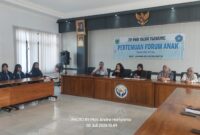 FOTO: Komisi Nasional Hak Asasi Manusia Perlindungan Anak (Komnas PA) Kota Wisata Batu, Jawa Timur Berikan Edukasi pada Pertemuan Forum Anak TP PKK Desa Tlekung (Andre Hariyanto/SUARA UTAMA)