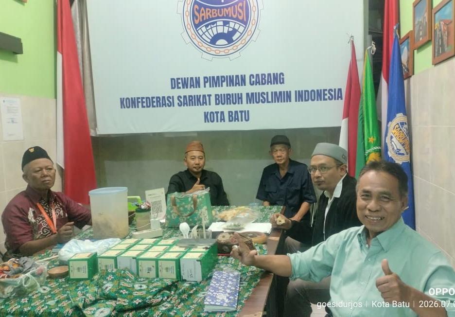FOTO: Ikatan Penulis dan Jurnalis Indonesia Kota Batu, Jawa Timur Bentuk Kepengurusan Baru Tahun 2026, Siap Perkuat Profesionalisme Penulis dan Jurnalis (Andre Hariyanto/SUARA UTAMA)
