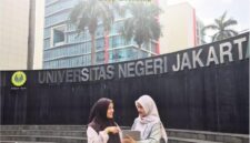 FOTO: Tim Peneliti Prodi Pendidikan Bahasa Arab FBS UNJ Kembangkan Modul Digital Interaktif Berbasis AI-Assisted Learning dengan Pendekatan Deep Learning bagi Pembelajaran Keterampilan Berbicara Bahasa Arab (SUARA UTAMA)
