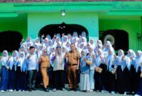 FOTO: Pelatihan Menulis di MTs Mamba'ul Ulum Pekon Margoyoso Kecamatan Sumberjo Kabupaten Tanggamus (SUARA UTAMA/Akhmadi Sumaryanto)