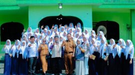 FOTO: Pelatihan Menulis di MTs Mamba'ul Ulum Pekon Margoyoso Kecamatan Sumberjo Kabupaten Tanggamus (SUARA UTAMA/Akhmadi Sumaryanto)
