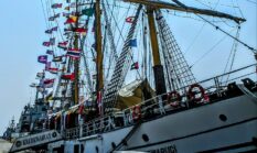 Cendekia Academy Ajak Generasi Muda Mengenal Dunia Maritim di KRI Dewaruci