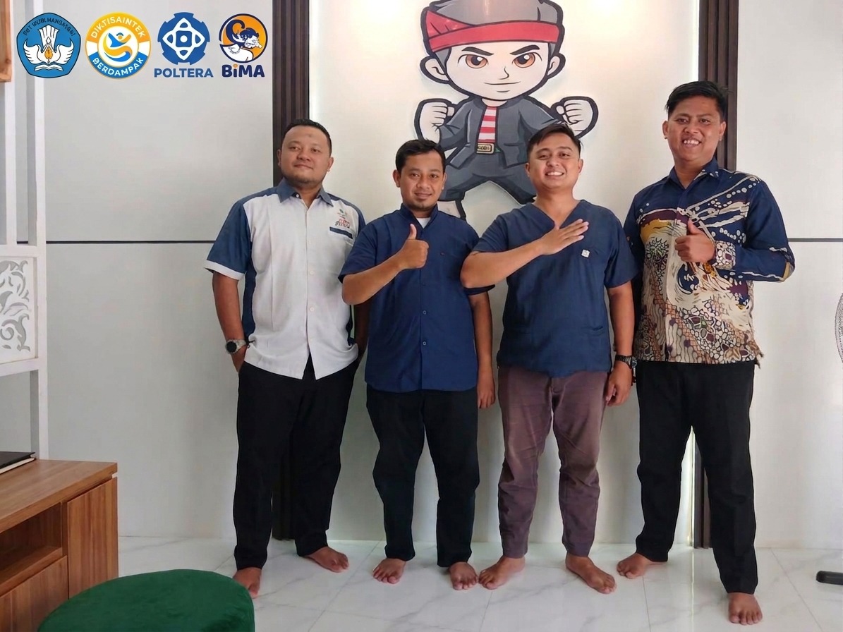 FOTO: Poltera Hadirkan e-Khitan Florence, Dorong Digitalisasi Layanan Kesehatan di Griya Sehat Florence Sumenep (Muhammad Furqon/SUARA UTAMA)