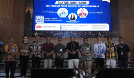 FOTO: Bapelkum Bitung dan UNKLAB Perkuat Kolaborasi Hukum melalui Webinar KUHP Baru (Arman Pramana Sulu/SUARA UTAMA)