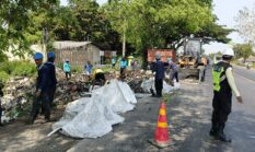 Pasca Pemberitaan Pabrik PT Sasa Inti Gending Bersihkan Sampah di Area Irigasi, Petani Meminta OPD melakukan Investigasi