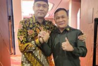 FOTO: Ketua Dewan Pakar Media SUARA UTAMA Kolonel (Purn) Oktovianus Karundeng bersama Staf Khusus Menteri Agama H. Gugun Gumilar, Ph.D., dalam pertemuan silaturahmi dan diskusi di Hotel Novotel Pulomas, Jakarta, Jumat (30/10/2026). (Dok. Istimewa/SUARA UTAMA).