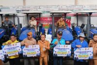 Kawal Aspirasi Petani, Ahmad Fahmi Perjuangkan Lima Unit Traktor untuk Kelompok Tani di Merangin